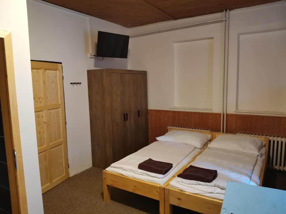 Penzion U Hrocha Lučany nad Nisou Zewnętrze zdjęcie